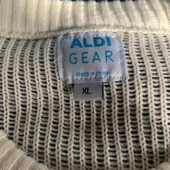 Men's Aldi Blue Holiday Sweater with Reindeer Design - Picture 4 of 5